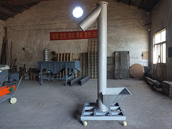 絞龍提(tí)升機