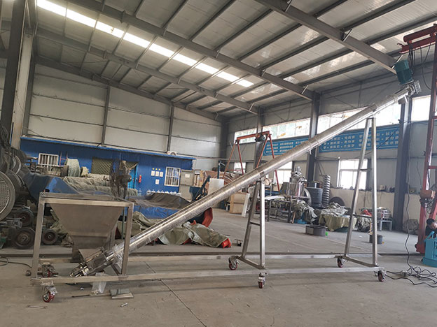 傾斜圓（yuán）管螺旋輸送機